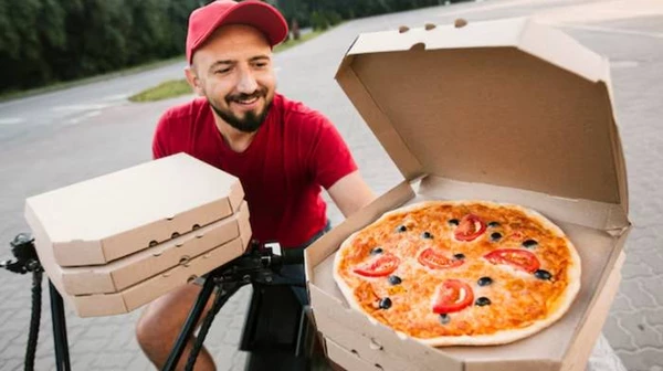 Commander une pizza avec livraison : les avantages du service